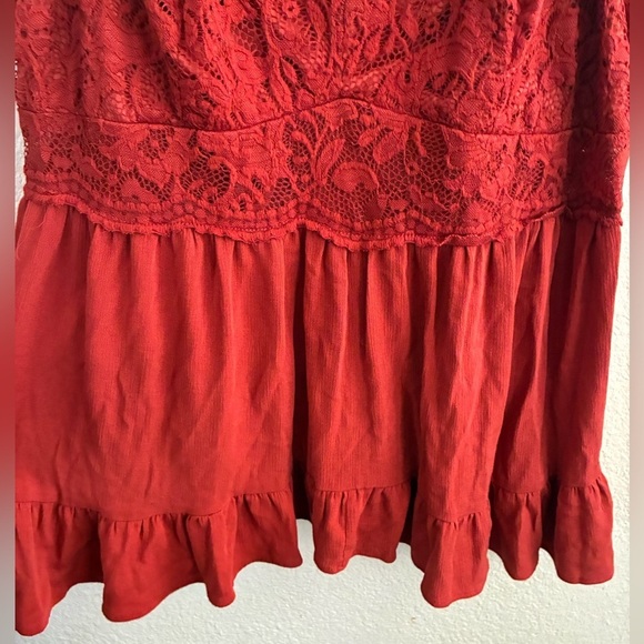Torrid Ruffled Smocked Lace Babydoll
Spaghetti Strap Crinkle Gauze Tank Top 1 - Picture 6 of 11